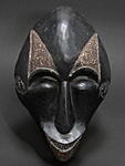 笑い顔のマスク・ナイジェリア?<アフリカの仮面