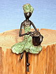ブロンズ腰掛け人形（中）・ブルキナファソ<アフリカのブロンズ彫刻