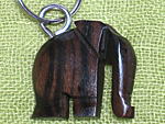 木彫りキーホルダー(ゾウ)・ベナン<アフリカの雑貨