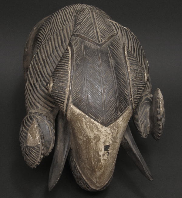 バウレのヒツジのマスク・コートジボワール＜アフリカの仮面(木彫り)
