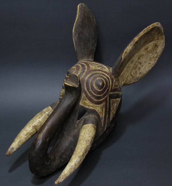 グルンシのゾウのマスク・ブルキナファソ＜アフリカの仮面(木彫り)
