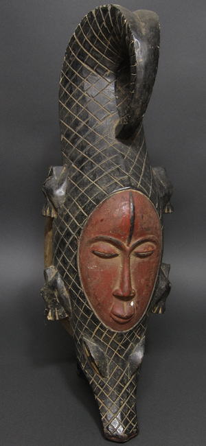 バウレのワニのマスク・コートジボワール＜アフリカの仮面(木彫り)