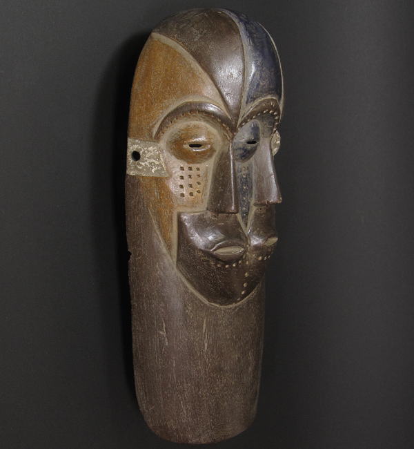 ヴヴィ？の二つの顔のマスク・ガボン＜アフリカの仮面(木彫り)