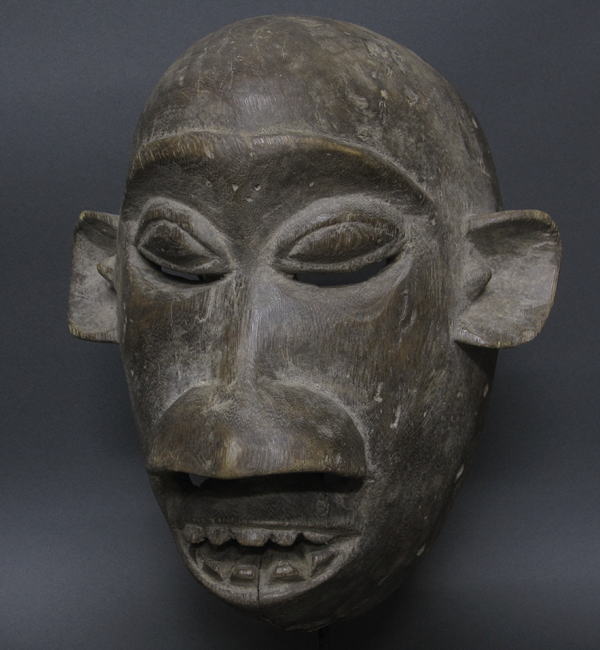 グルンシのサルのマスク・ブルキナファソ＜アフリカの仮面(木彫り)