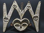 クウェレのハート型マスク・ガボンorカメルーンorコンゴ共和国＜アフリカの仮面(木彫り)：アフリカ雑貨アザライ