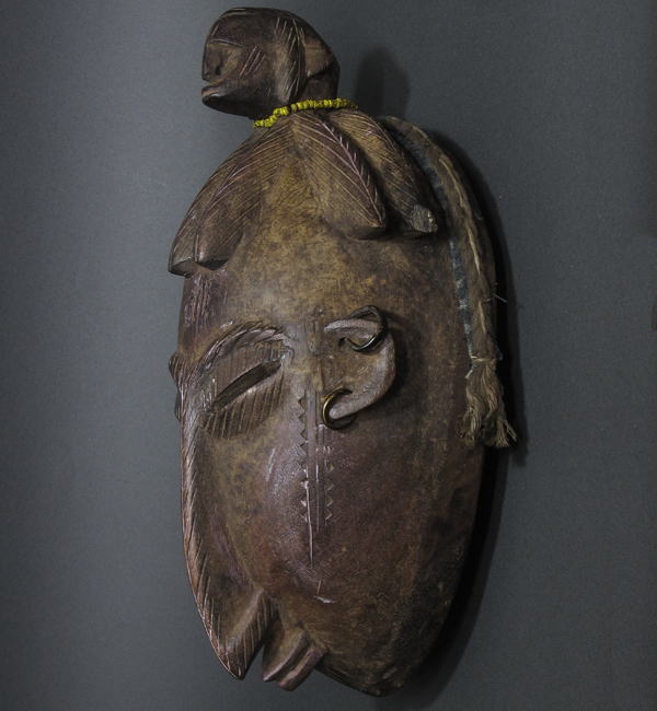 バンバラのマスク・マリ＜アフリカの仮面(木彫り)