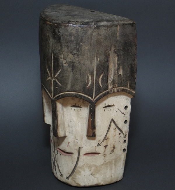 レガの三つの顔のマスク・コンゴ民主共和国＜アフリカの仮面(木彫り)