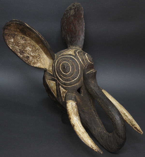 グルンシのゾウのマスク・ブルキナファソ＜アフリカの仮面(木彫り)