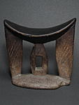 木彫りの枕・エチオピア<アフリカの木彫家具・民具