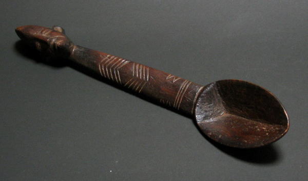 スプーンu003cアフリカの民具(木彫)：アフリカ雑貨アザライ