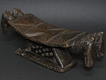 ドゴンの木彫りの枕・マリ<アフリカの木彫り民具・家具