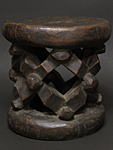 バミレーケの木彫りの丸イス・カメルーン<アフリカの木彫り家具・民具：アフリカ雑貨アザライ