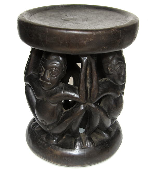 バミレーケの木彫りの丸イス(大・スツール)・カメルーン<アフリカの木彫り家具・民具