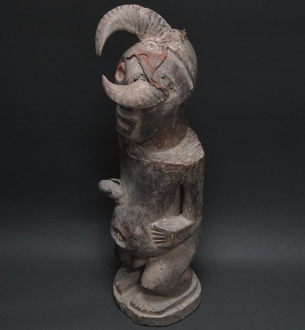 Nkisi像<アフリカの木彫り像：アフリカ雑貨アザライ