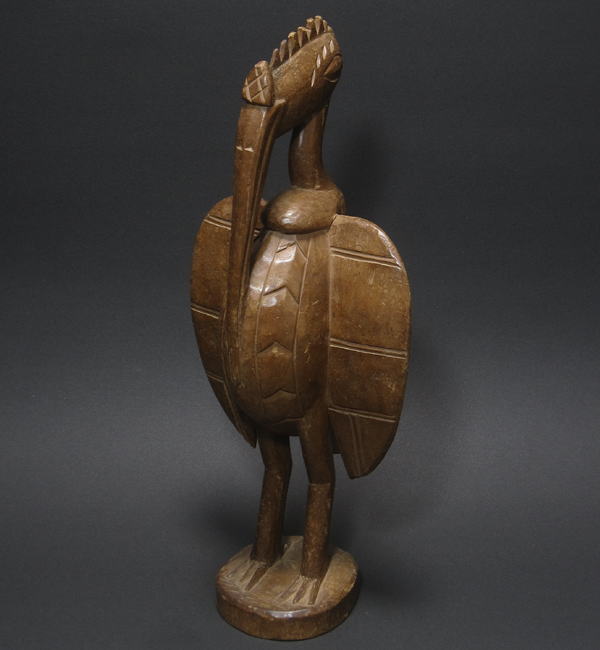 カラオー像(小)<アフリカの木彫り像：アフリカ雑貨アザライ