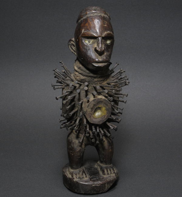 Nkisi像(小)<アフリカの木彫り像：アフリカ雑貨アザライ