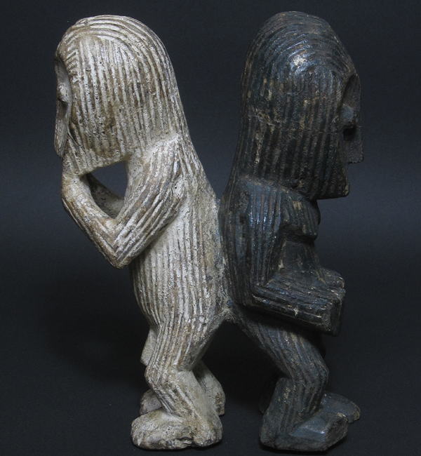 レガの男女の祖霊像・コンゴ民主共和国(旧ザイール)<アフリカの木彫り像