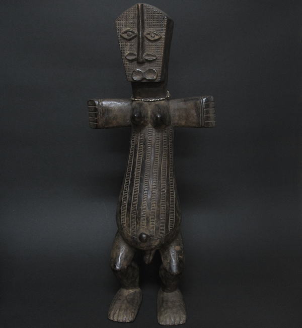 木彫り像(両性具有)<アフリカの木彫り像：アフリカ雑貨アザライ