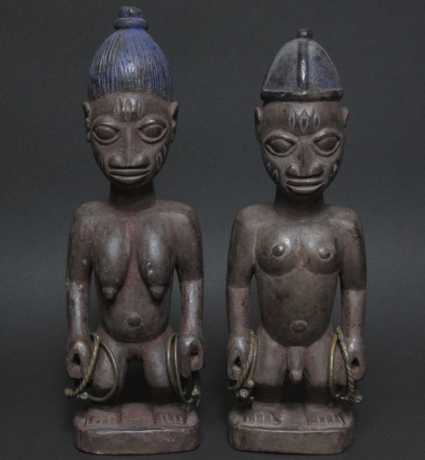 ヨルバの男女の双子像(イベジ)・ナイジェリアorベナン<アフリカの木彫り像