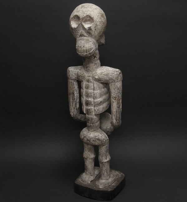 ジュクンorティブの双頭の骸骨像(立像)・ナイジェリア<アフリカの木彫り像