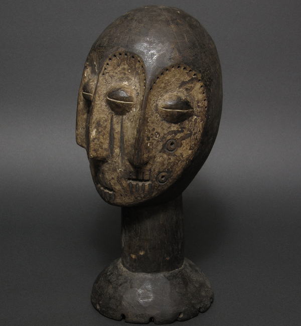 レガの三つの顔の頭像・コンゴ民主共和国<アフリカの木彫り像