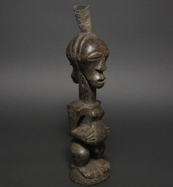 バソンゲの双頭のNkisi像(小)・コンゴ民主共和国(旧ザイール)<アフリカの木彫り像