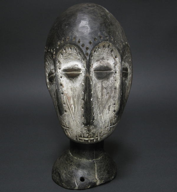 K̎O̊̓ERS勤aiUC[j<AtJ̖ؒ葜