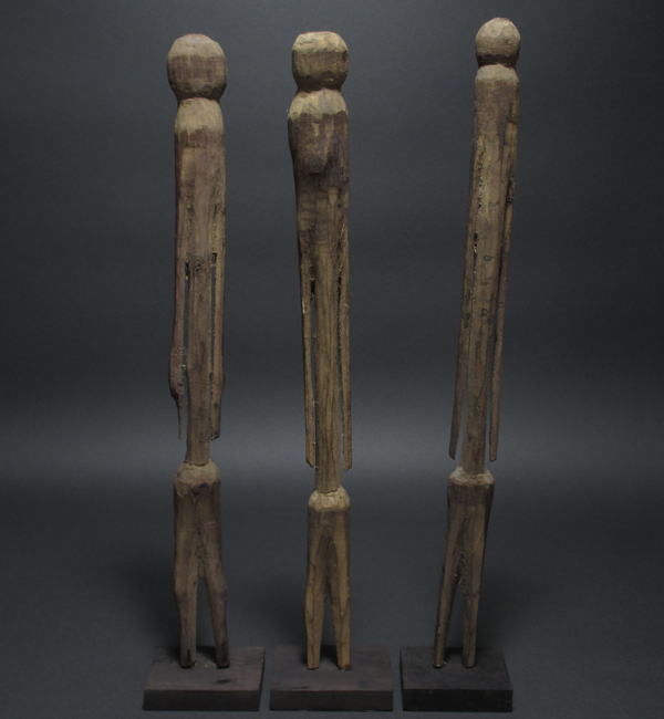 oTCHITCHERI()Eg[S<AtJ̖ؒ葜