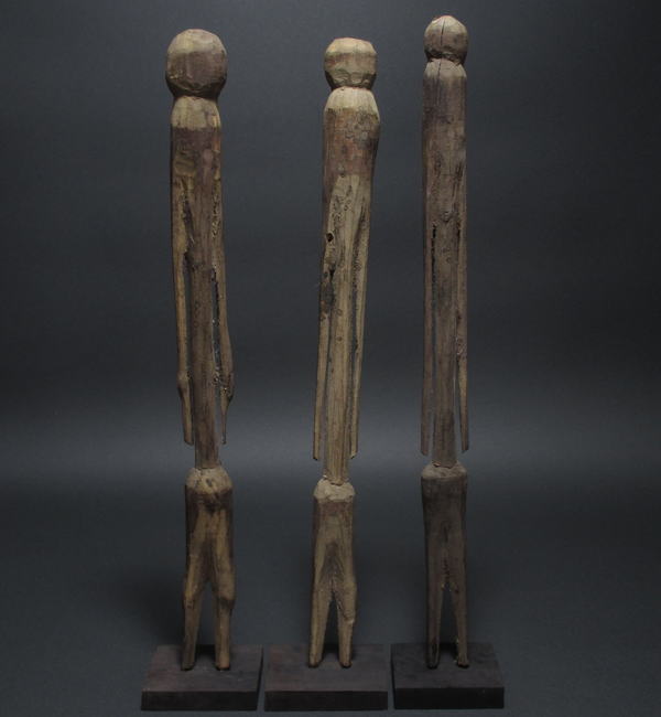 oTCHITCHERI()Eg[S<AtJ̖ؒ葜