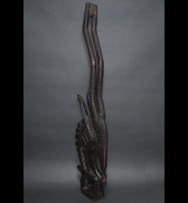 oõ`(YE)E}<AtJ̖ؒ葜