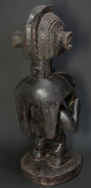 ニンバ像<アフリカの木像：アフリカ雑貨アザライ