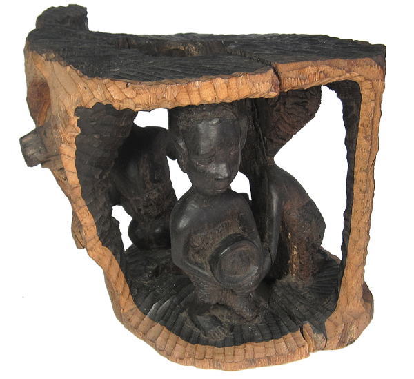 エボニー彫刻（中）<アフリカの木像：アフリカ雑貨アザライ