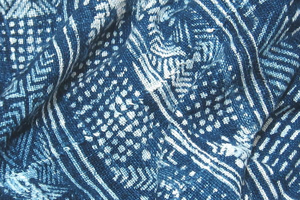 ドゴンの藍染め古布(細長)・マリ<アフリカの布